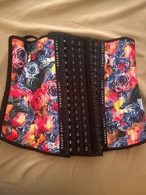 Luxx Curves Floral Waist Trainer Corset - Multicolor